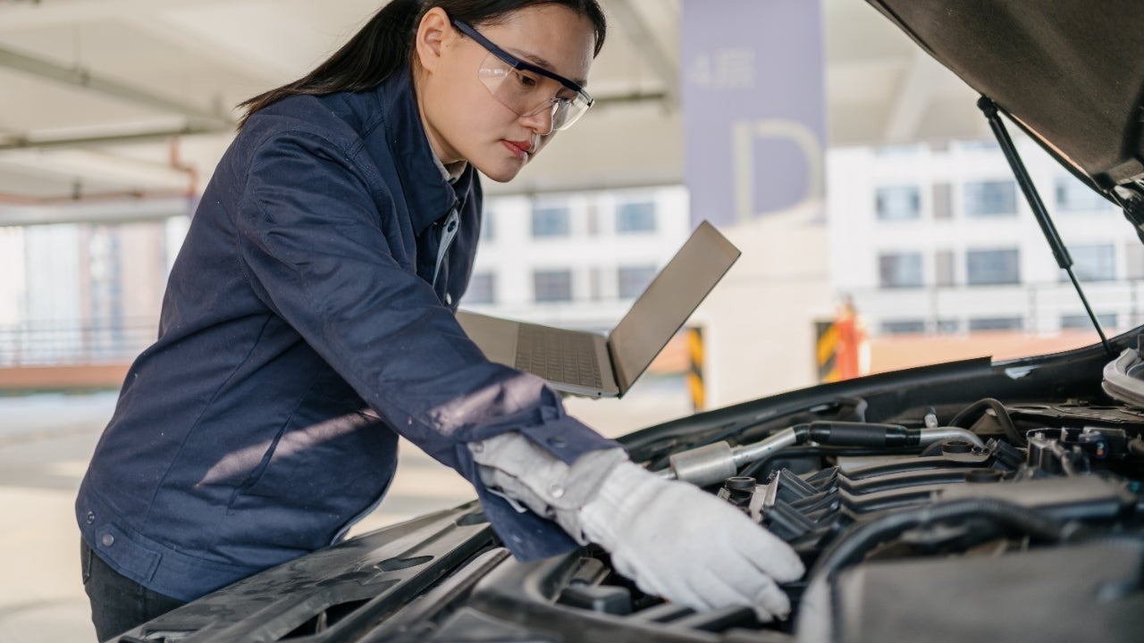 Mit professioneller Fahrzeugprüfung defektes auto verkaufen