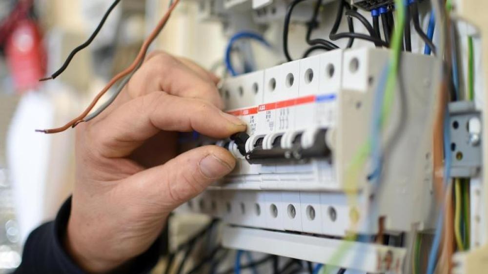Welche Strafen drohen bei fehlender Prüfung ortsfester elektrischer Anlagen?